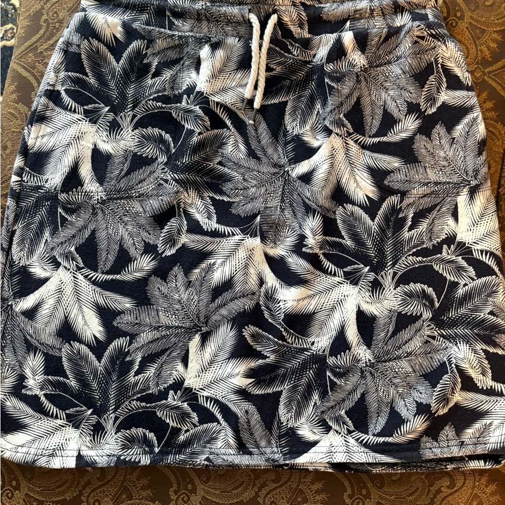 Talbots Black and White Leaf Print Mini Skirt